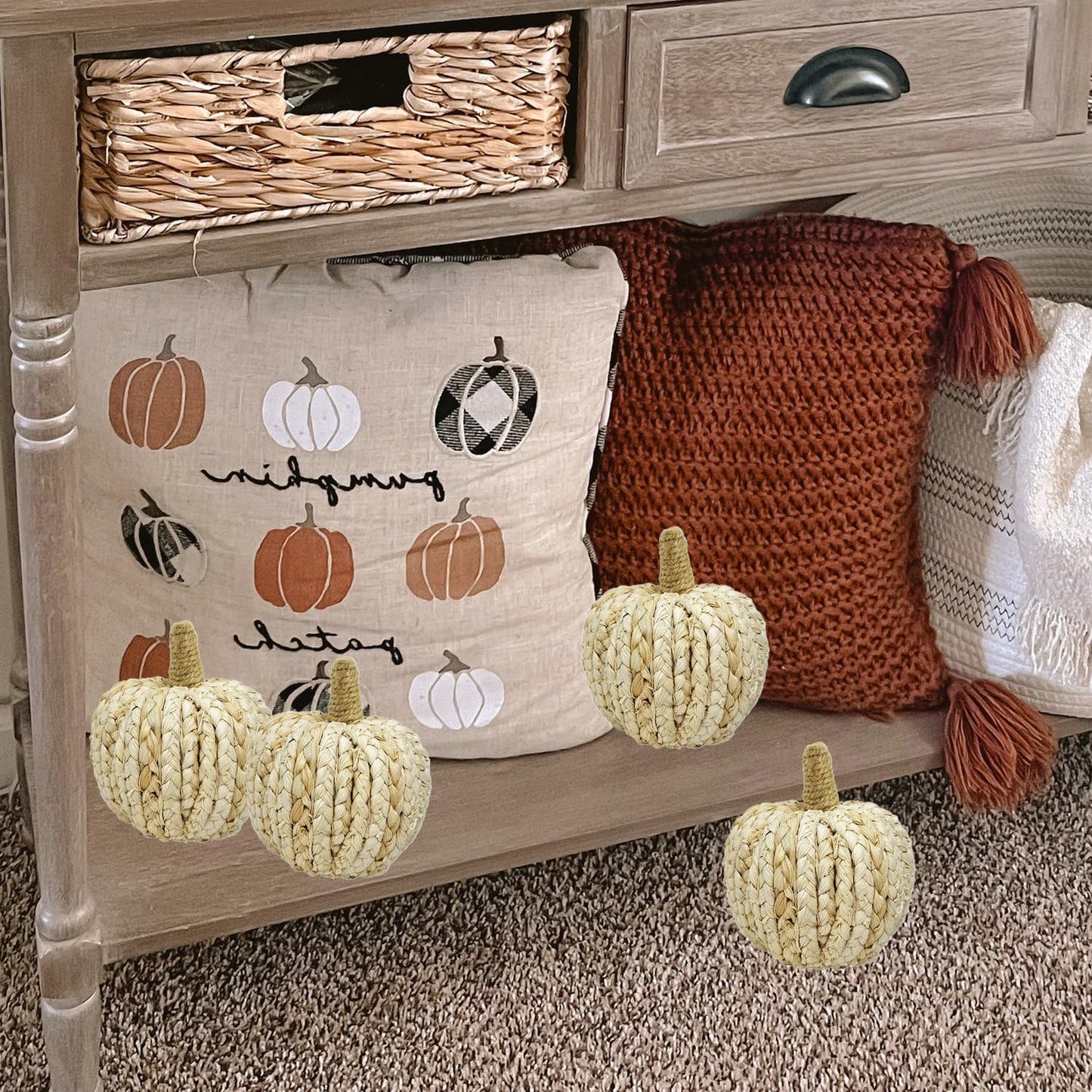 naturevibe 5.3 Inches Braided Cornhusk Pumpkin Decor Set of 4 as Centerpieces for Tables,Natural Corn Stalks Woven Pumpkins for Fall Home Decor,Thanksgiving Decorations or Autumn Harvest Gifts