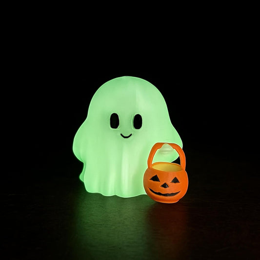 Halloween Ghost Figurine, Funny Glow in The Dark Spooky Resin Ghost with Pumpkin Basket Statue, Cute Decor for Halloween Decorations Indoor, Porch Indoor Home Decor Gifts