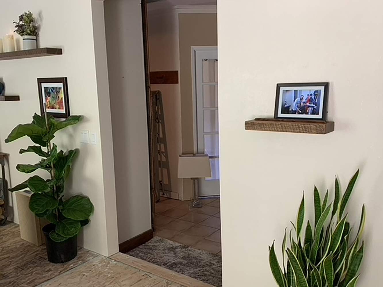 joelsantiques - 18 Inch Wooden Floating Shelves for Wall - 18x6x2 in - Made of Natural Wood - Short Heavy Duty Rustic Wall Shelves for Bedroom - Perfect for Bathroom, Kitchen - Medium Brown