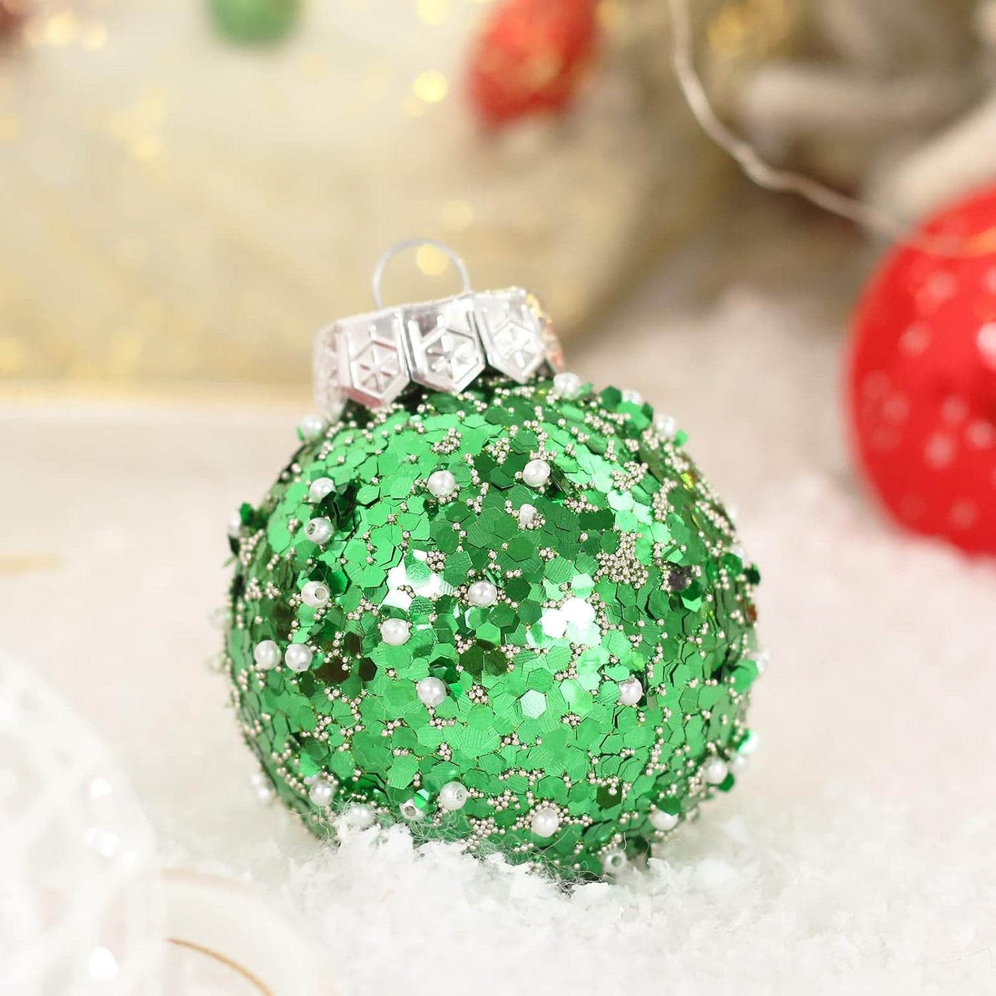 25PCS Christmas Ornaments Set, 2.36"/6CM Assorted Clear Plastic Shatterproof Ball Hanging Ornaments for Xmas Tree Decorations, for Indoor Home Holiday Decor - Red/Green/White.