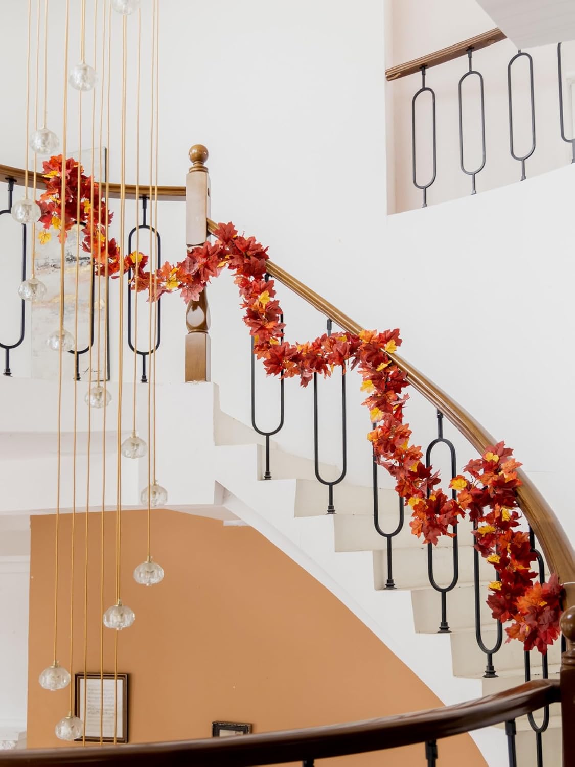 6PCS Fall Maple Leaves Garland, Party Joy 5.6Ft Artificial Maple Leaf Autumn Garland Hanging Fall Vines Table Decorations Front Door Fall Decor Thanksgiving Decorations Decor Outside Indoor Decor