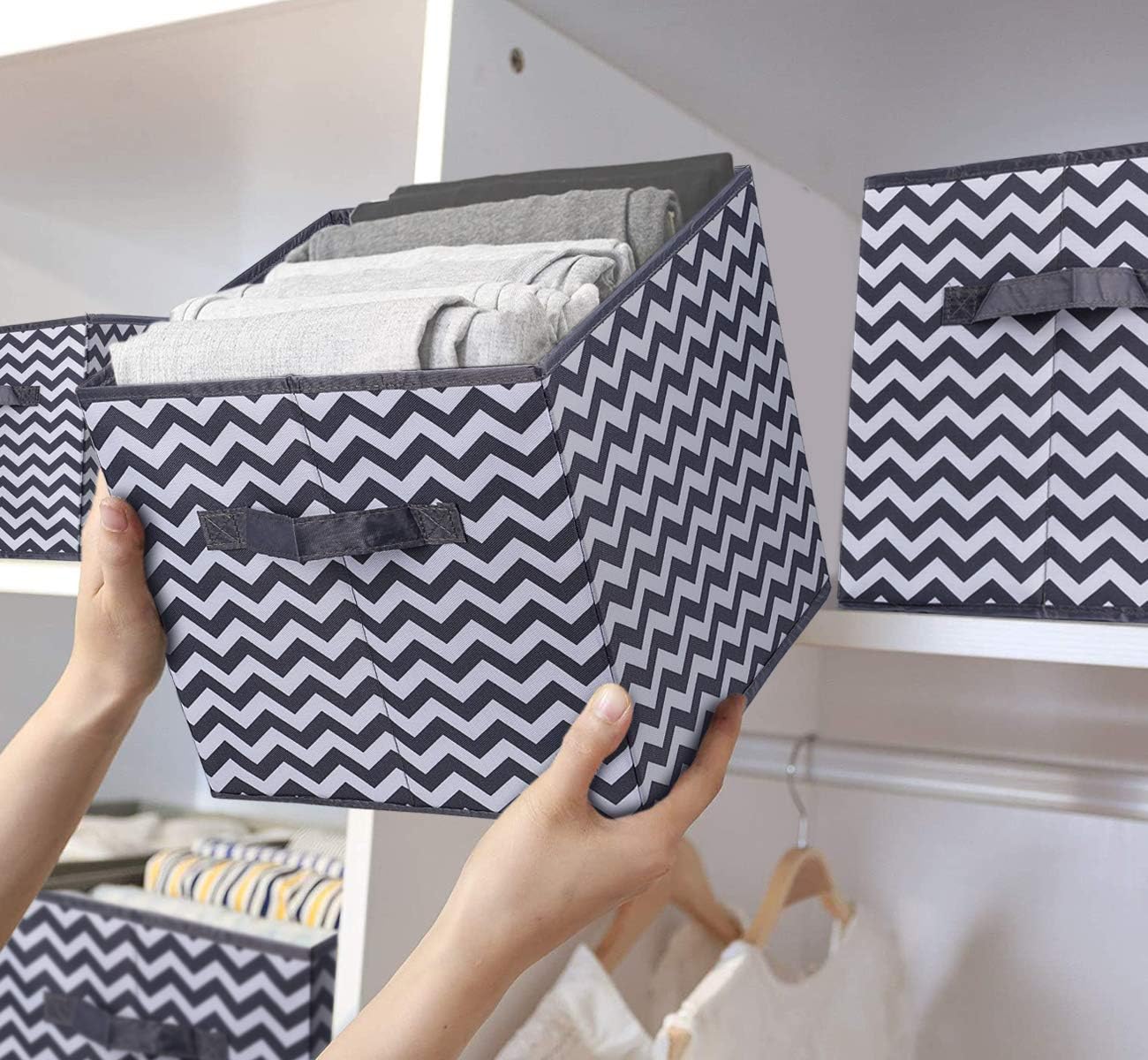 storage box Oxford fabric set of 4, foldable storage box fabric box in cube shape 30x30x30 cm for closet, clothes, books, cosmetics, toys