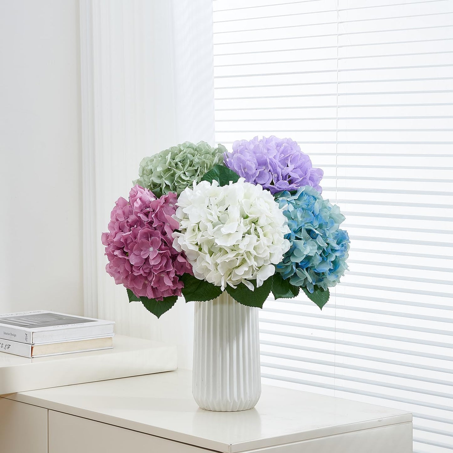 8pcs Lavender Fake Flowers Silk Hydrangea Artificial Flowers Bouquets Faux Hydrangea Stems for Home Table Centerpieces Wedding Party Decoration