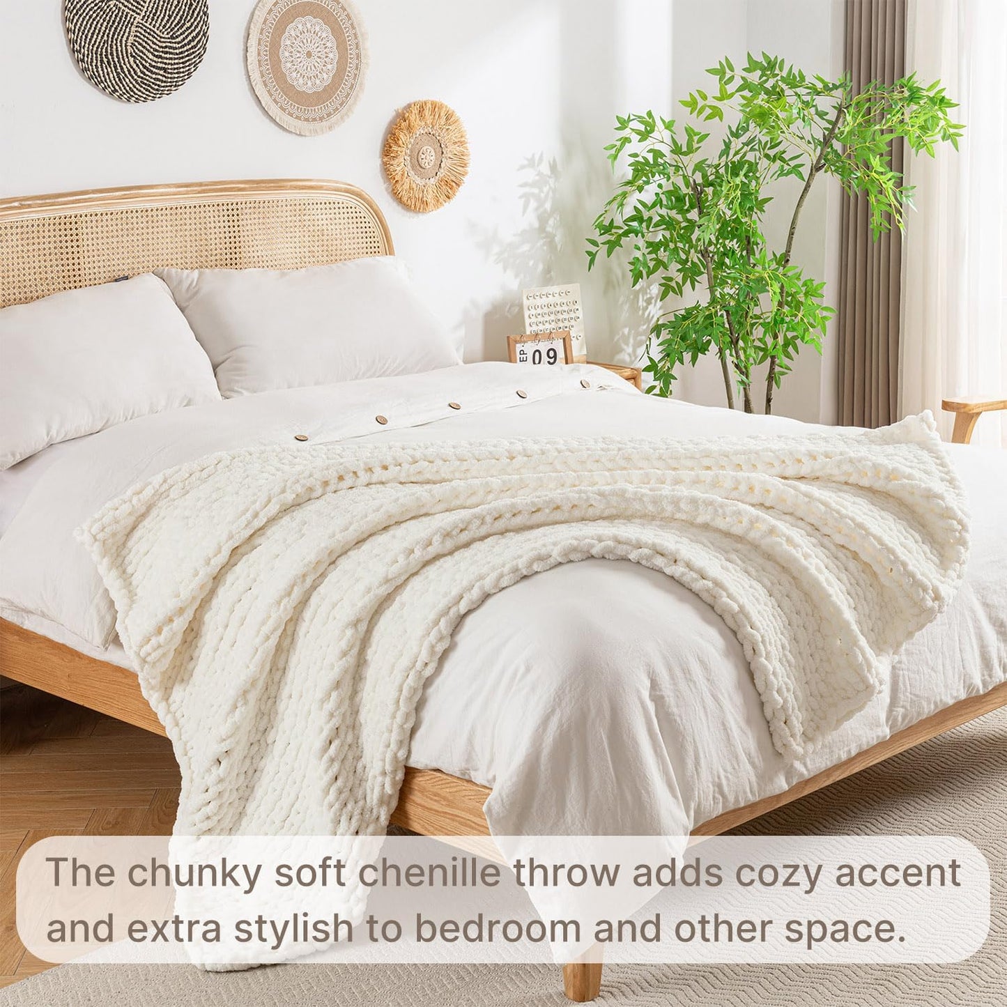 Chunky Knit Blanket Throw, 100% Hand Knit Throw Blanket Handmade Chenille Cable Knit Throw for Couch, Stylish Cozy Soft Rope Knot Crochet Blanket for Home Decor, Ivory, 40x50 Inches