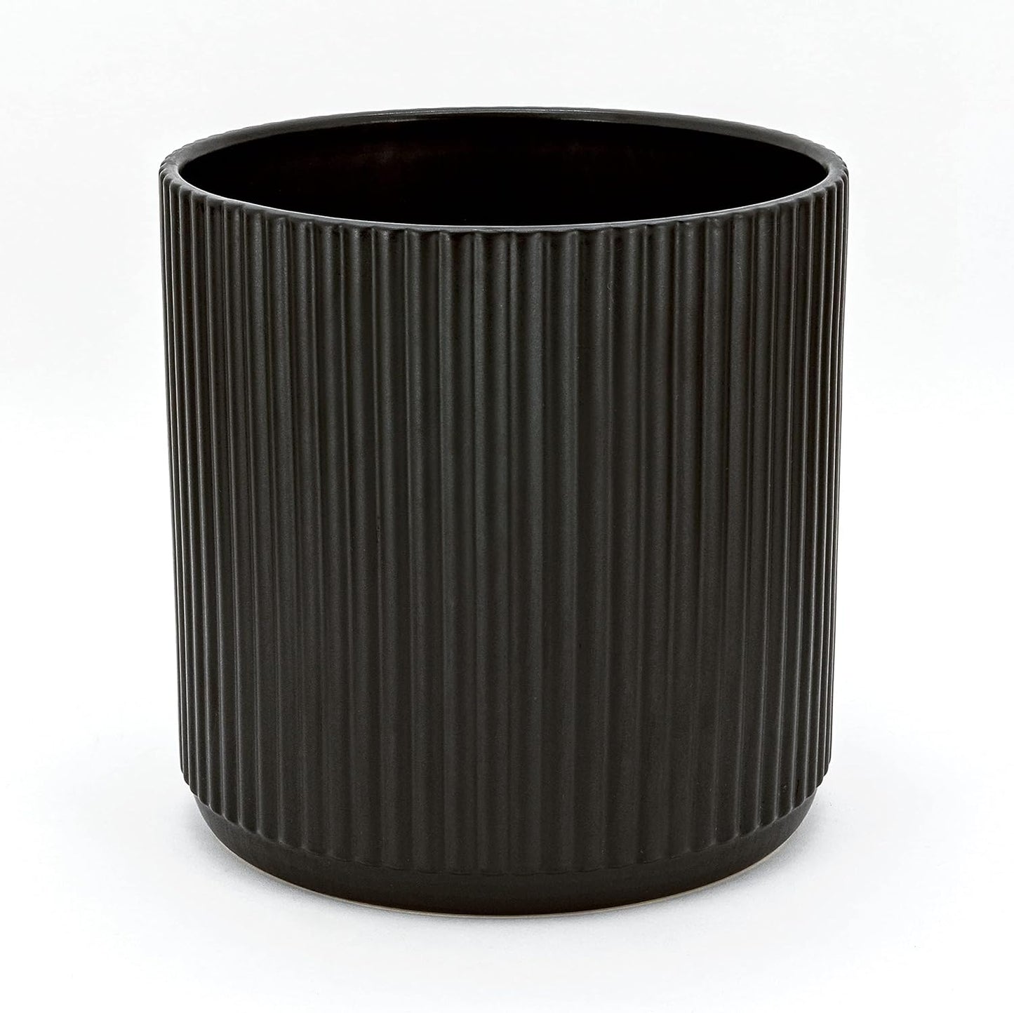 Amazon Basics Fluted Ceramic Round Planter, 10-inch, Black