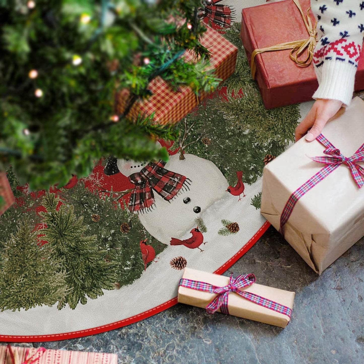 AVOIN colorlife Cardinals Cedar Snowman with Scarf Christmas Tree Skirt, Xmas Winter Holiday Party Tree Mat Indoor Outdoor Decoration 48 Inch