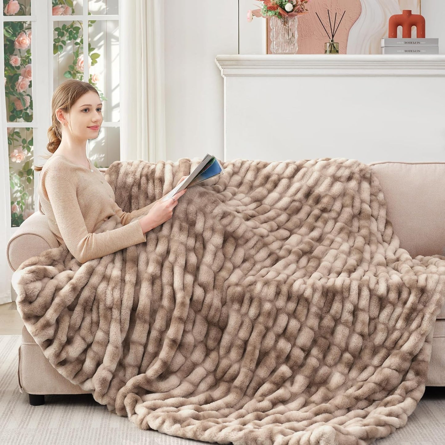 Touchat Ruched Faux Rabbit Fur Blanket, 700 GSM Luxury Dual-Sided Soft Cozy Blanket, Fuzzy Fluffy Plush Throw for Bed, Couch and Sofa - 60"x80", Tie-dye Brown