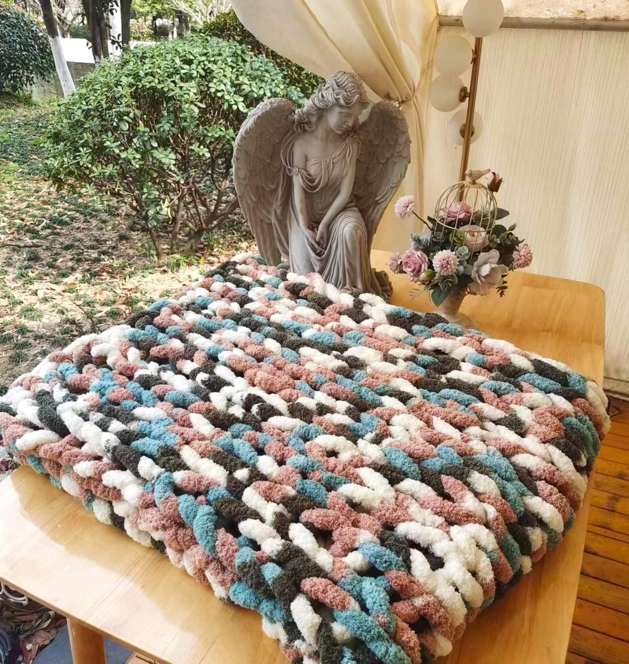DDL&HEXI Chunky Chenille Blanket 100% Hand Knit with Jumbo Chenille Yarn (50"x60") Super Soft Large Throw Bed Blanket for Couch, Sofa, Home Decor - Machine Washable (02)
