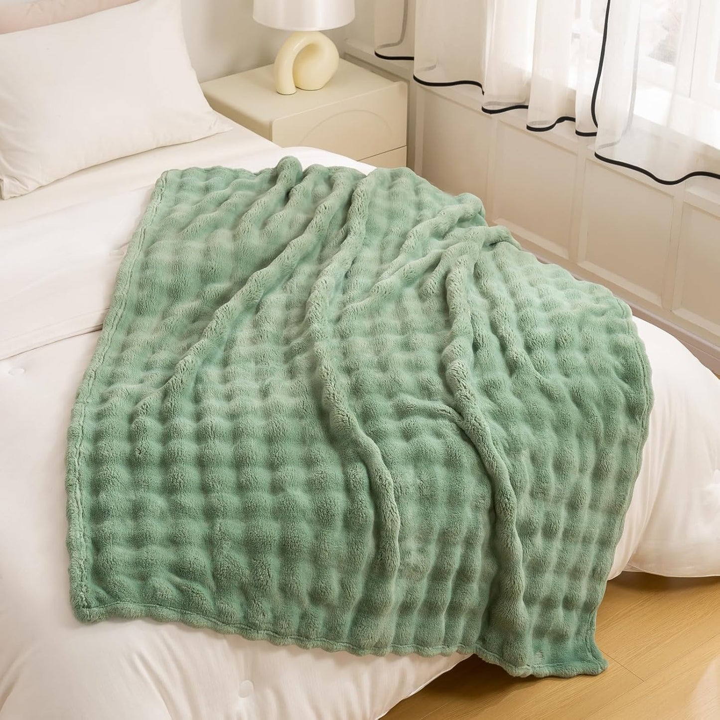 YUSOKI Luxury 3D Bubble Throw Blanket 2lb,All Ages,Home Decoration, (Sage Green,50 * 60inches)