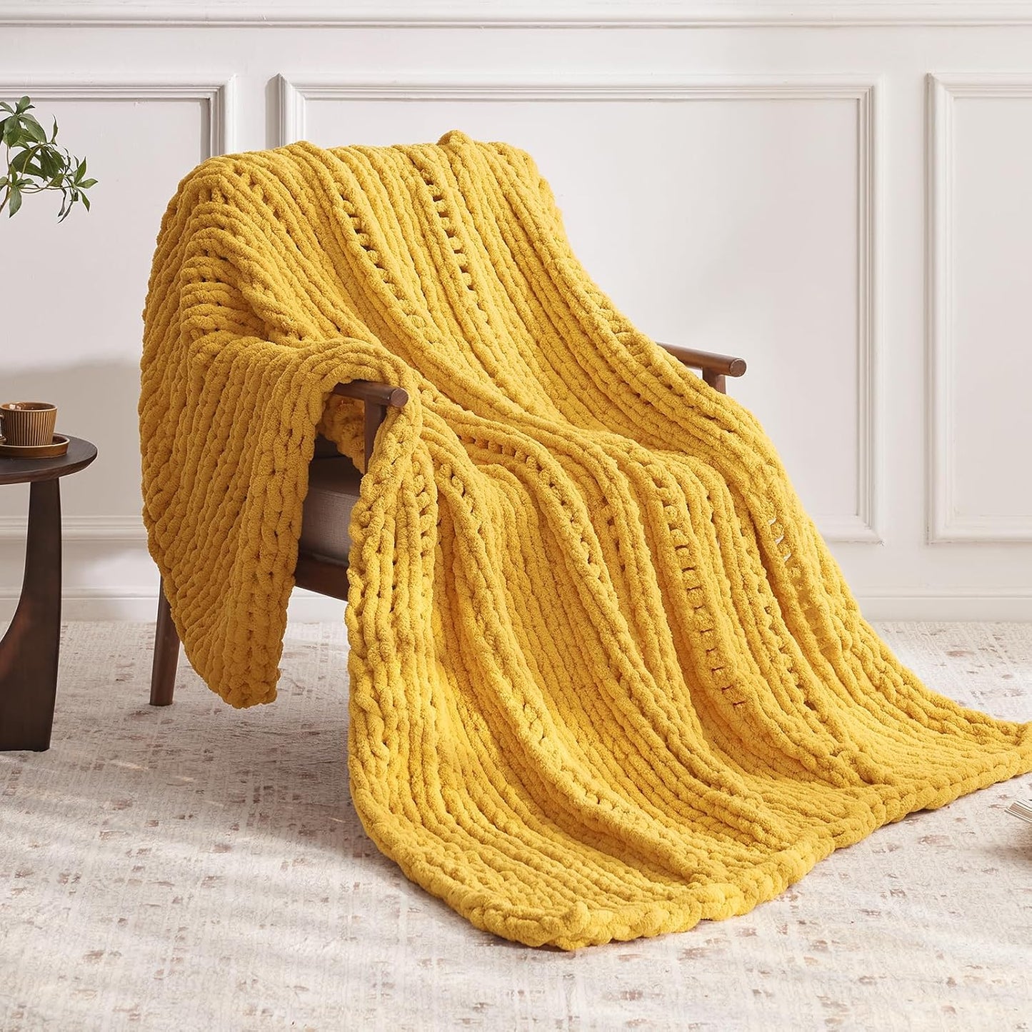 Chunky Knit Throw Blanket, 50''*60'' Knitted Throw Chenille Yarn for Bed Couch, Handmade Yellow Crochet Big Thick Blanket, Machine Washable Cute Comfy Blanket for Home Decor