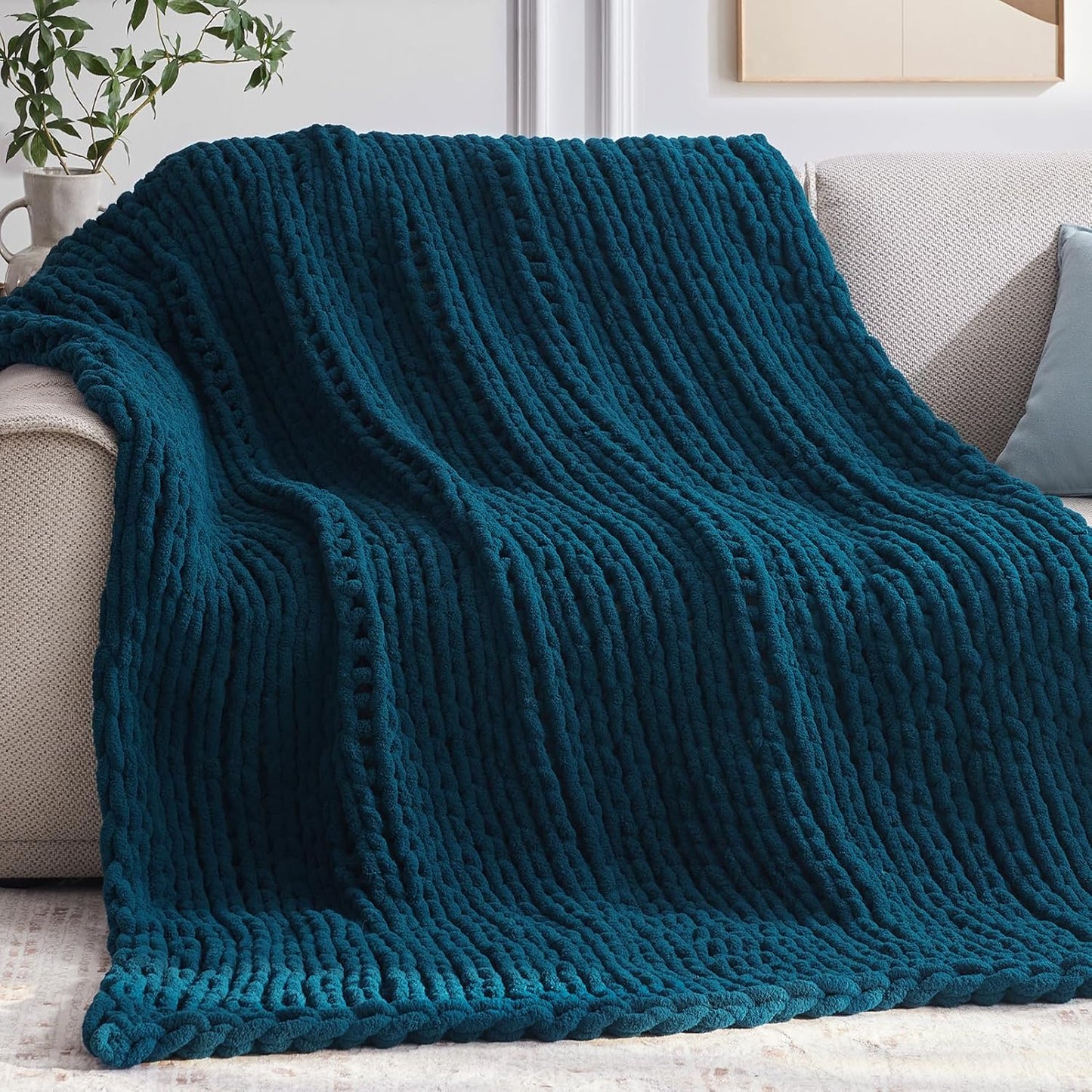 Chunky Knit Throw Blanket, 30''*40'' Knitted Throw Chenille Yarn for Bed Couch, Handmade Peacock Blue Crochet Big Thick Blanket, Machine Washable Cute Comfy Blanket for Home Decor