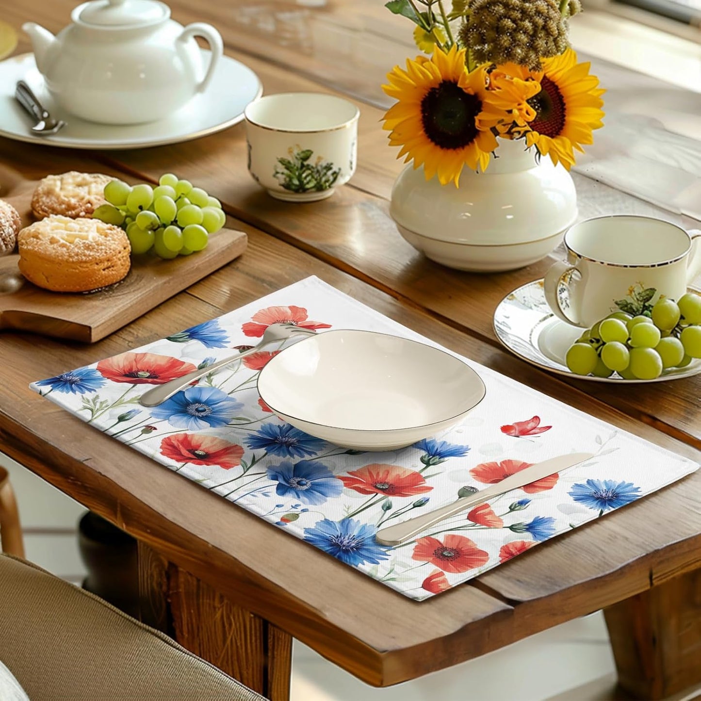 4th of July Floral Placemats Set of 4 Patriotic Summer Red Blue Flowers Linen Fabric Table Mats America Memorial Day Independence Day Place Mats for Party Kitchen Dining Decoration