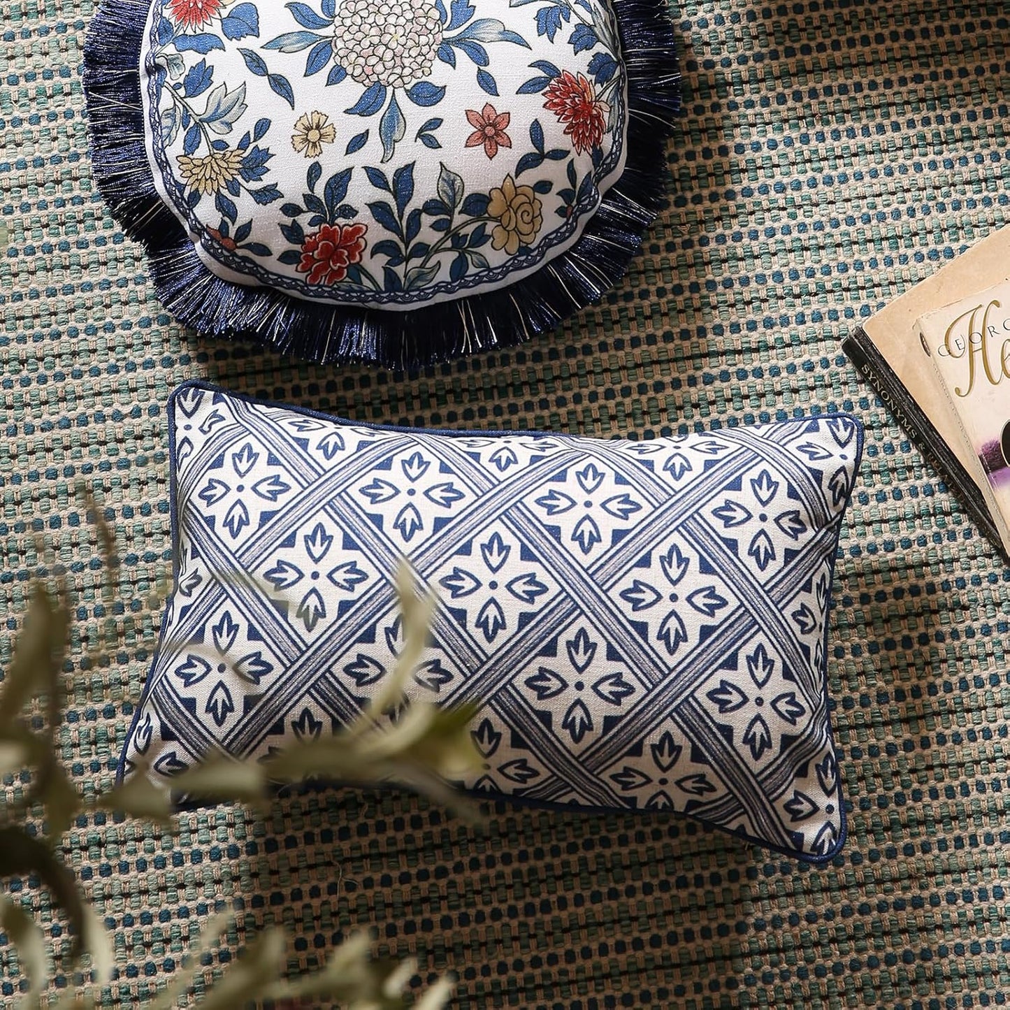 patdrea Designer Floral Linen Throw Pillow Covers,Blue French Cottage Flower Pattern Decorative Pillowcases Cushion for Bed Living Room Outdoor Car,Pack of 4