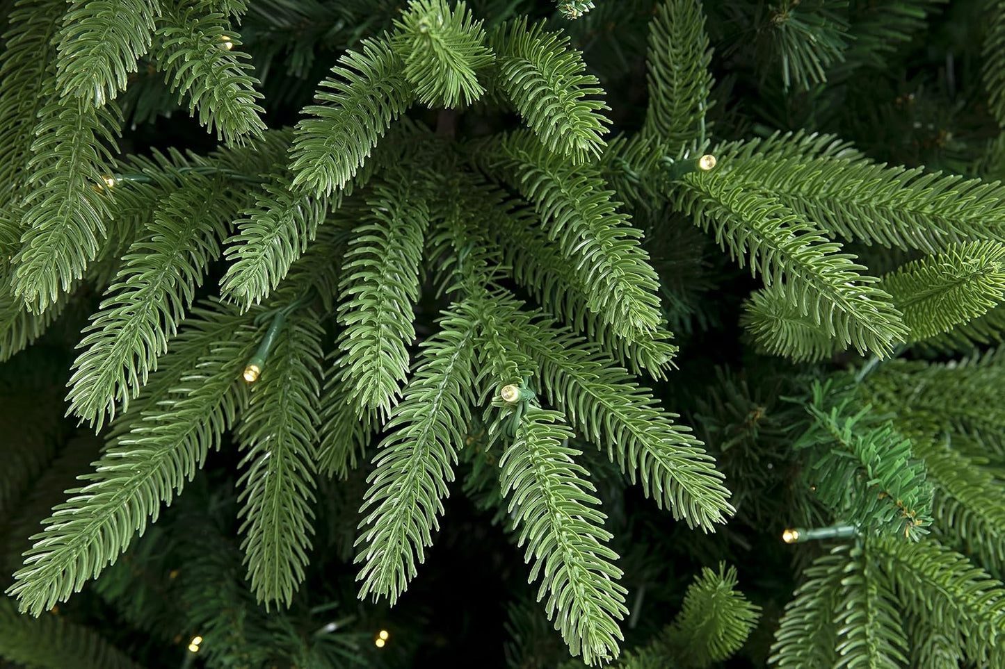 7 Foot Evergreen Valley Fraser Fir Christmas Tree (7ft Pre-lit)