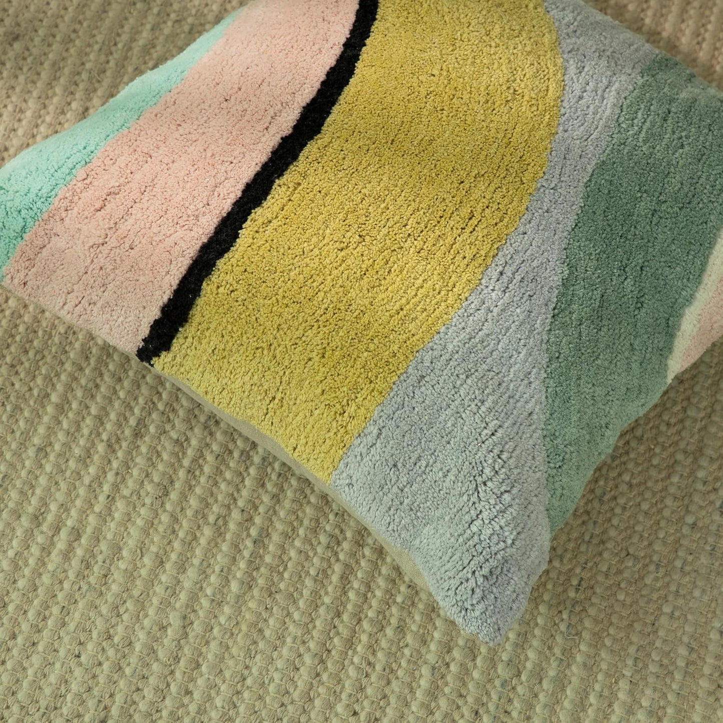 Tufted Boho Pillow Covers 18X18 Inch Throw Pillow Covers Decorative Cushion Cover Exquisitely Crafted with Hand-Finished Tuft Farmhouse Pillow Case for Couch Sofa Bed Living Room Bedroom