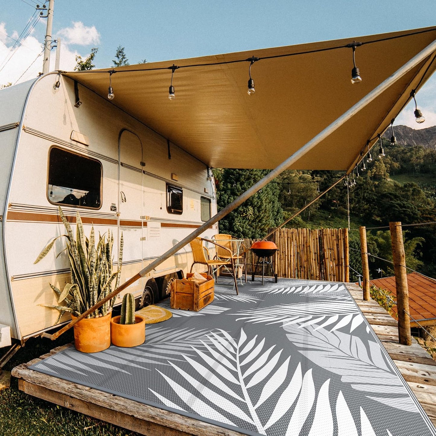 GENIMO Outdoor Rug 10' x 20' Waterproof for Patios Clearance, Reversible Outdoor Plastic Straw Camping Rug Carpet, Large Area Rugs Mats for RV, Camper, Deck, Balcony, Porch, Beach, Picnic, Grey&White